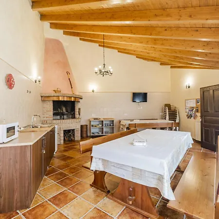 La Dehesa De Santa Ursula 1 Espeja de San Marcelino